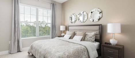 4 habitaciones, tabla de planchar con plancha, wifi y ropa de cama