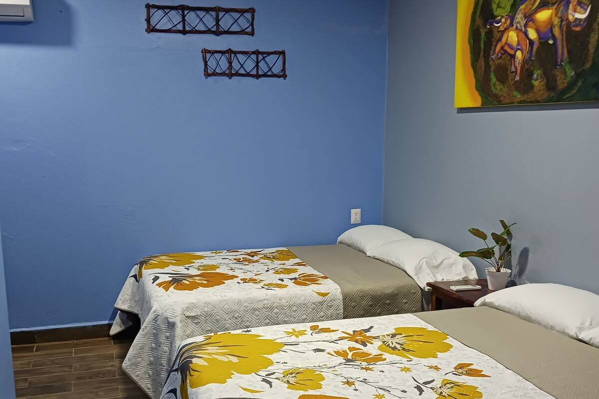 Standard Quadruple Room | Free WiFi, bed sheets