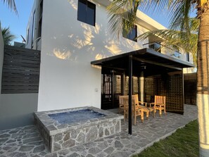 Outdoor dining - Resort Don Julian - Unit 2 (La Libertad)