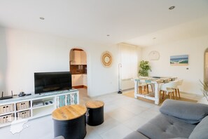 TV - CostaBlancaDreams - Casa Colari 4 in Calpe (Calpe)