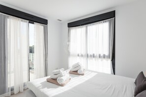 1 chambre, fer et planche à repasser, Wi-Fi gratuit, draps fournis