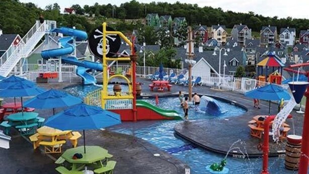 Indoor pool, outdoor pool - One Bedroom Lakeside, Luxury Condo, Branson, MO 3211261 (Branson)