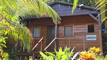 Honeymoon-Doppel- oder -Zweibettzimmer, Mehrere Betten, Meerblick, Meerseite | Allergikerbettwaren, Betten mit Memory-Foam-Matratzen