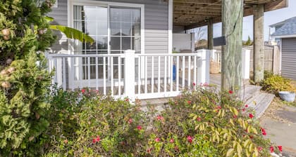 Sandbridge Beach Bay Getaway