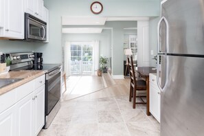 Fridge, microwave, oven, stovetop - Sandbridge Beach Bay Getaway  (Virginia Beach)