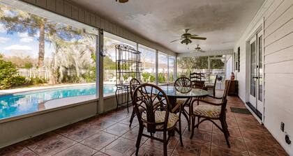 Family Friendly Farm House- 10 minutes from WEC