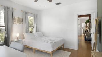 1 bedroom, iron/ironing board, WiFi, bed sheets