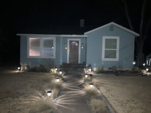 Exterior - The Douglas - A hill country cottage in Fredericksburg (Fredericksburg)
