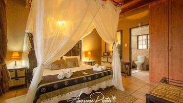 5 bedrooms, iron/ironing board, WiFi, bed sheets