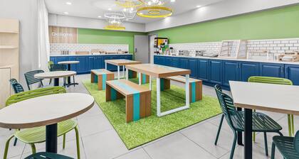 Spark by Hilton Sumter