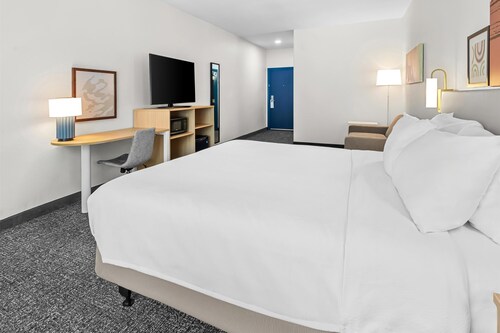 Spark by Hilton Sumter