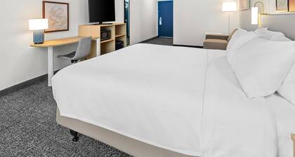 Spark by Hilton Sumter