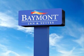 Exterior - Baymont By Wyndham Holland/Toledo (Holland)