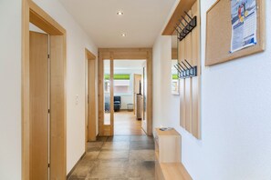 Interior - Holiday Apartment 'Haus Florian' with Mountain View and Wi-Fi (See)