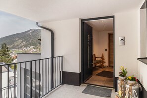 Interior - Holiday Apartment 'Haus Florian' with Mountain View and Wi-Fi (See)