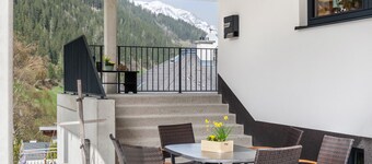 Appartamento vacanze 'Haus Florian' con vista sulle montagne e Wi-Fi