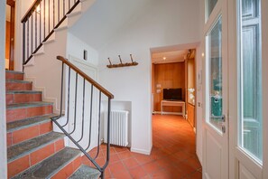 Interior - Mila Bike with wi-fi, Pollino di Premeno, Italy (Pollino di Premeno)