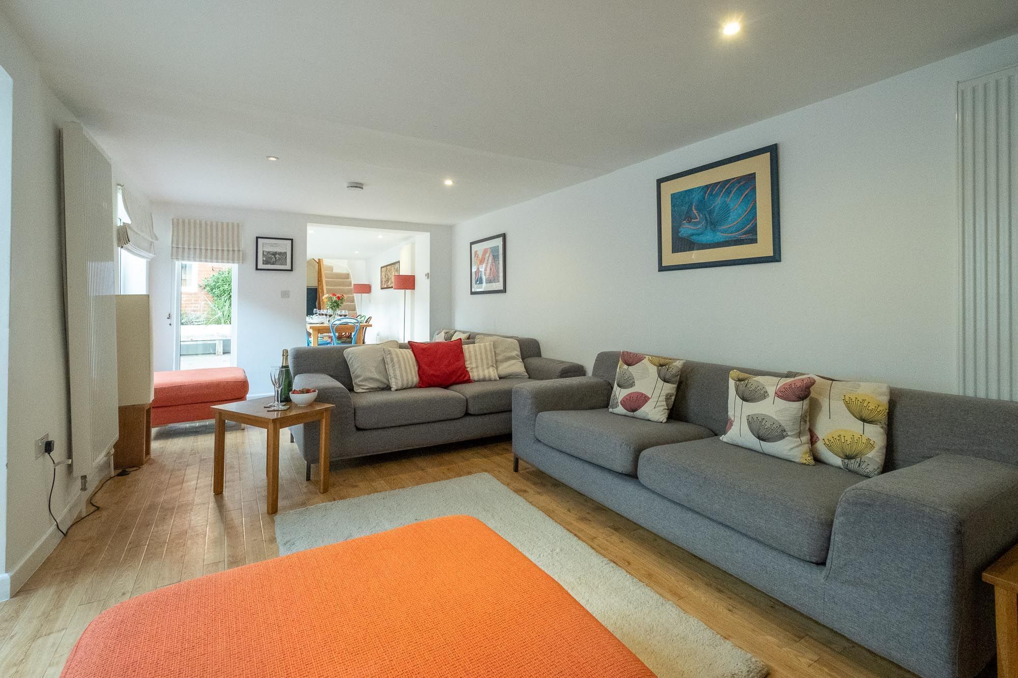 The Pink House, Aldeburgh - Sleeps 10 Guests  In 5 Bedrooms - Aldeburgh