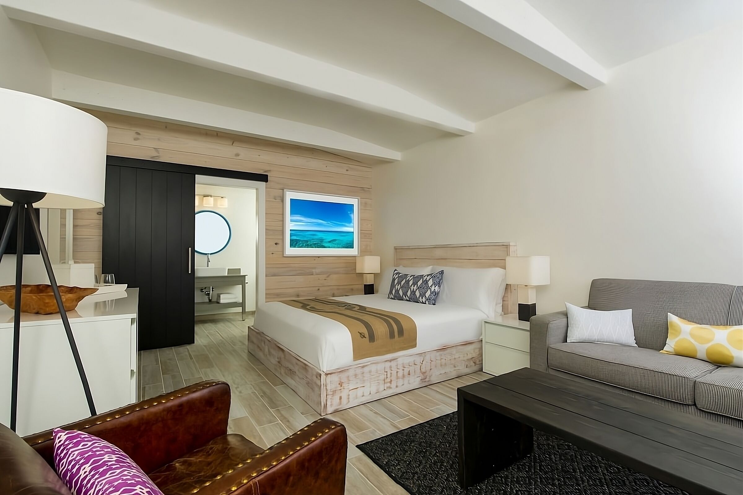 4 x King with Pool View & Terrace at The Gates Hotel Key West