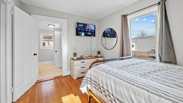 2 bedrooms, WiFi, bed sheets