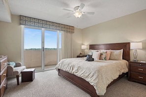 3 bedrooms, iron/ironing board, travel cot, WiFi - Barefoot Resort- Waterway View, Pool & Hot Tub (North Myrtle Beach)