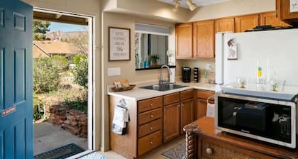 Zoey's Cozy Casita-5 mi to Chapel Rock/Vortex