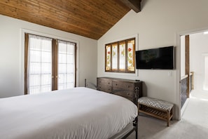4 bedrooms, iron/ironing board, free WiFi - Motherlode A 4 Bedroom Condo by RedAwning (Park City)