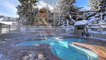 Appart'hĂŽtel, 5 chambres | Piscine