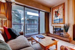 Living area - Edelweiss Haus 204a 1 Bedroom Condo by RedAwning (Park City)