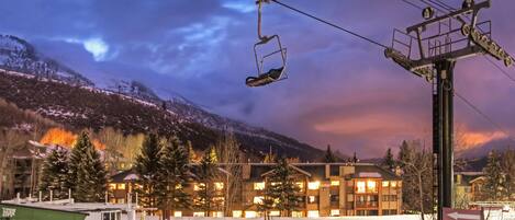 Condo, 2 Bedrooms | Snow and ski sports