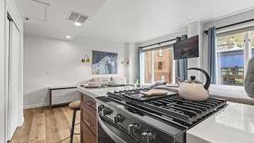 Estúdio | Cozinha privada | Geladeira, cafeteira/chaleira, torradeira