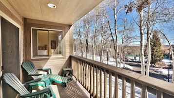 Condo, 2 Bedrooms | Balcony