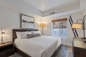 Condo, 1 Bedroom | 1 bedroom, individually decorated, individually furnished