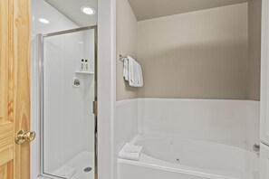 Condo, 1 habitación | Interior
