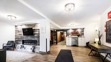 Condo, 1 Bedroom | Interior