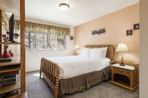 Condo, 1 Bedroom | 1 bedroom, individually decorated, individually furnished