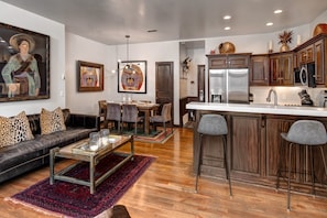 Condo, 3 Bedrooms | Living area | Smart TV