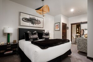 3 bedrooms, individually decorated, individually furnished