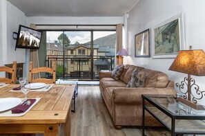 Living area - Edelweiss Haus 113 2 Bedroom Condo by RedAwning (Park City)