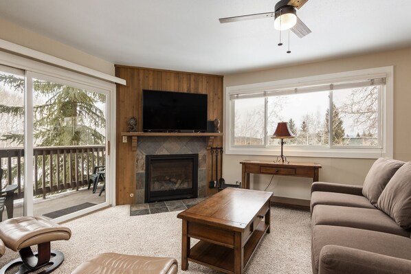 Condo, 2 habitaciones | Interior