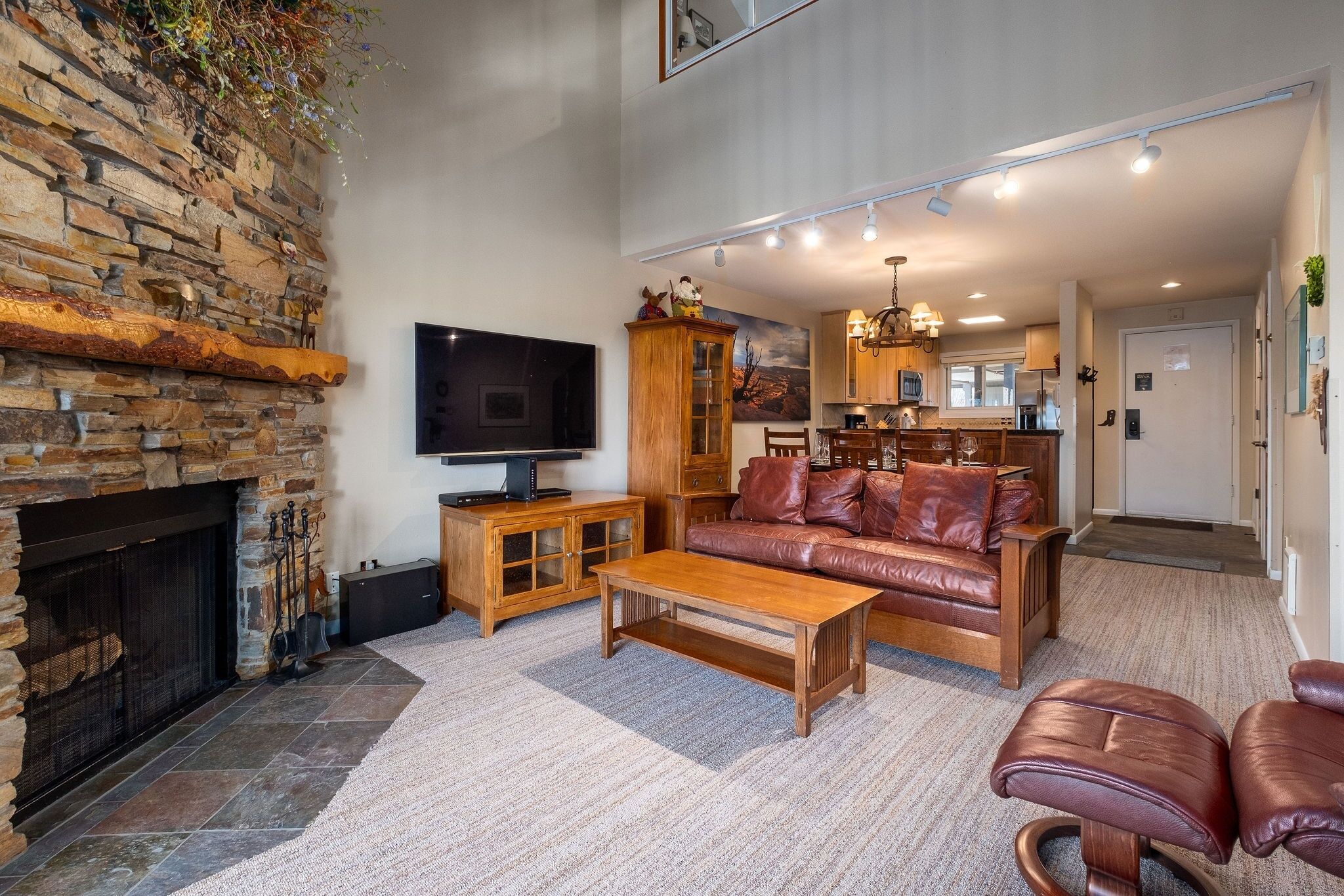 Condo, 2 Bedrooms | Interior