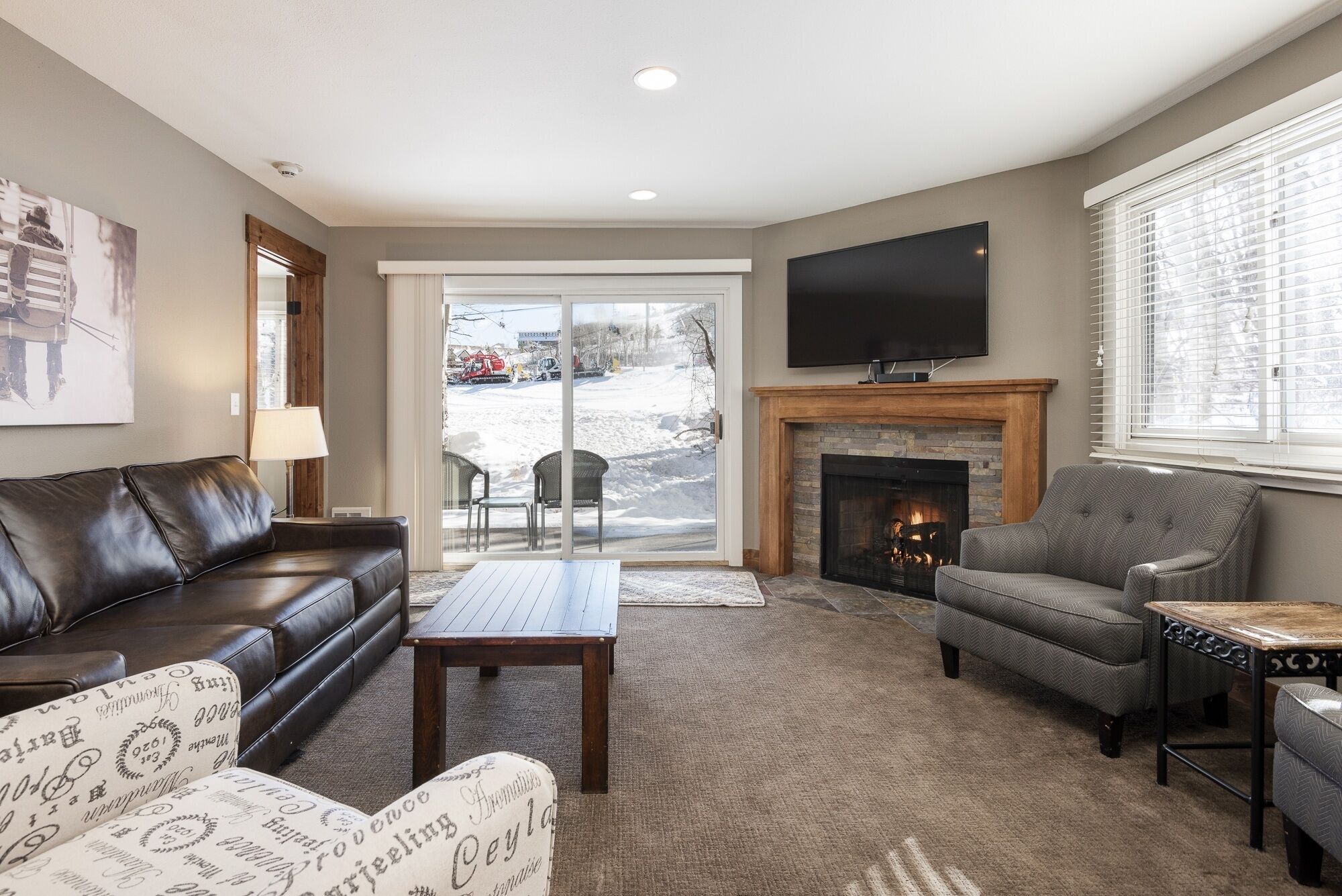 コンドミニアム 2 ベッドルーム | リビング エリア | スマートテレビ