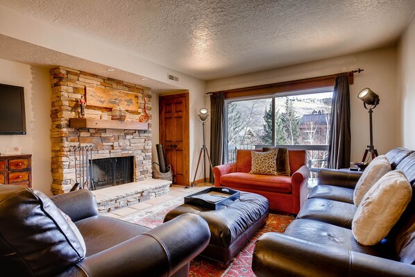 Interior - Park Station 140 2 Bedroom Condo by RedAwning (Park City)