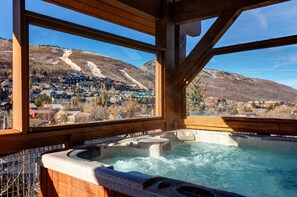 Condo, 3 Bedrooms | Outdoor spa tub