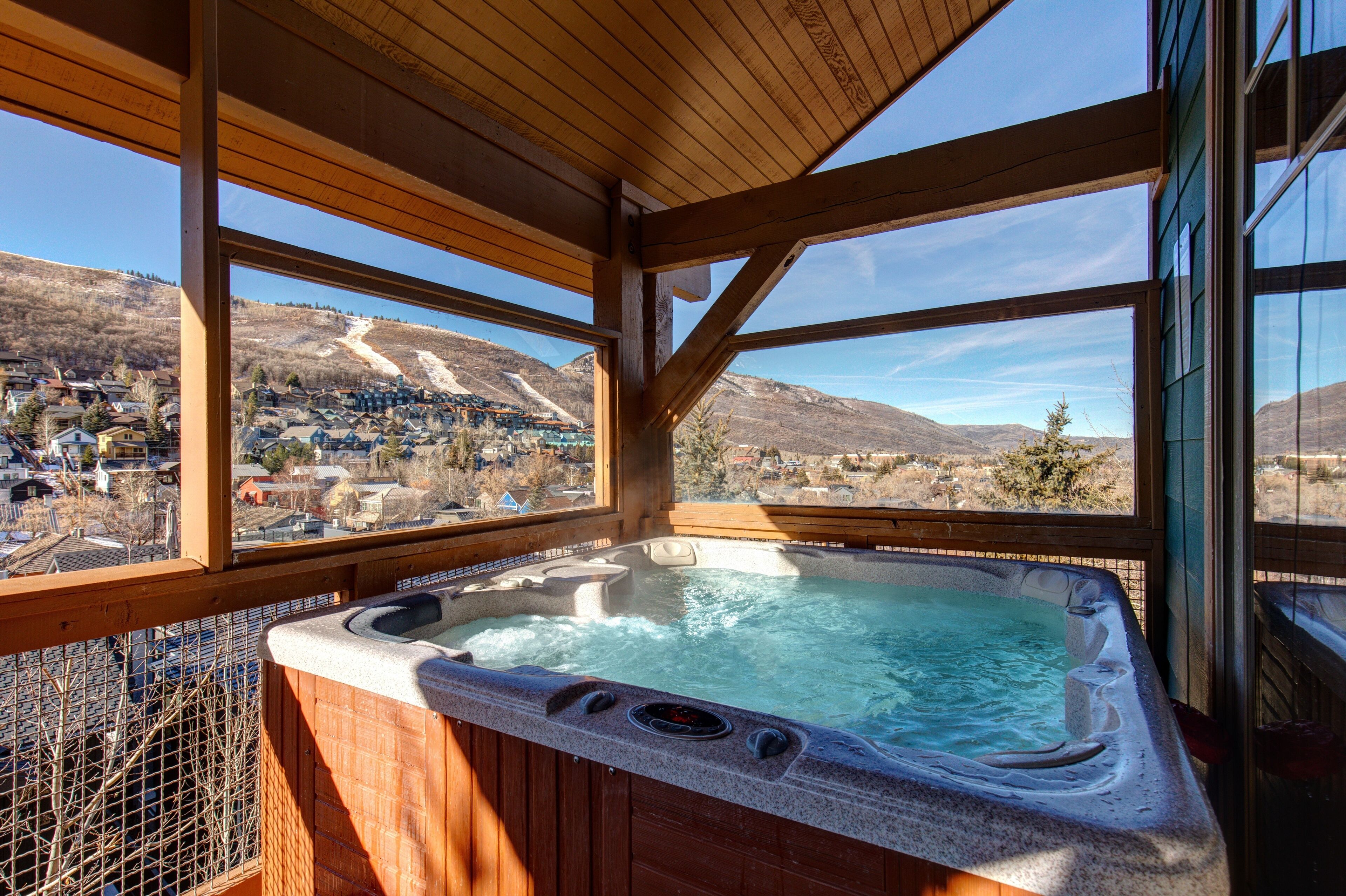 Leilighet, 3 soverom | Innendørs boblebad