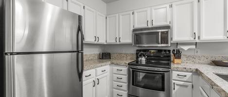 私人厨房 | 冰箱、茶具/咖啡用具、烤面包机