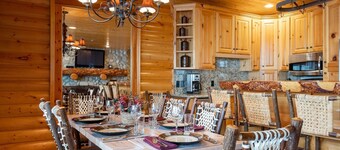 康斯托克205 2卧室公寓由RedAwning