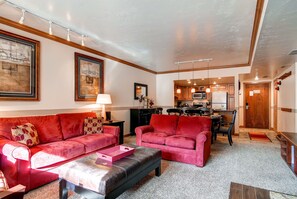 Apartment, 2 Schlafzimmer | Wohnzimmer