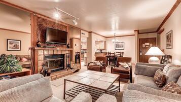 Bloc d'apartaments, 2 dormitoris | Sala d'estar