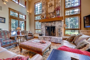House, 6 Bedrooms | Interior